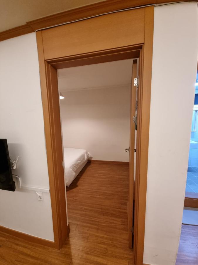 Complace H 首爾 外观 照片