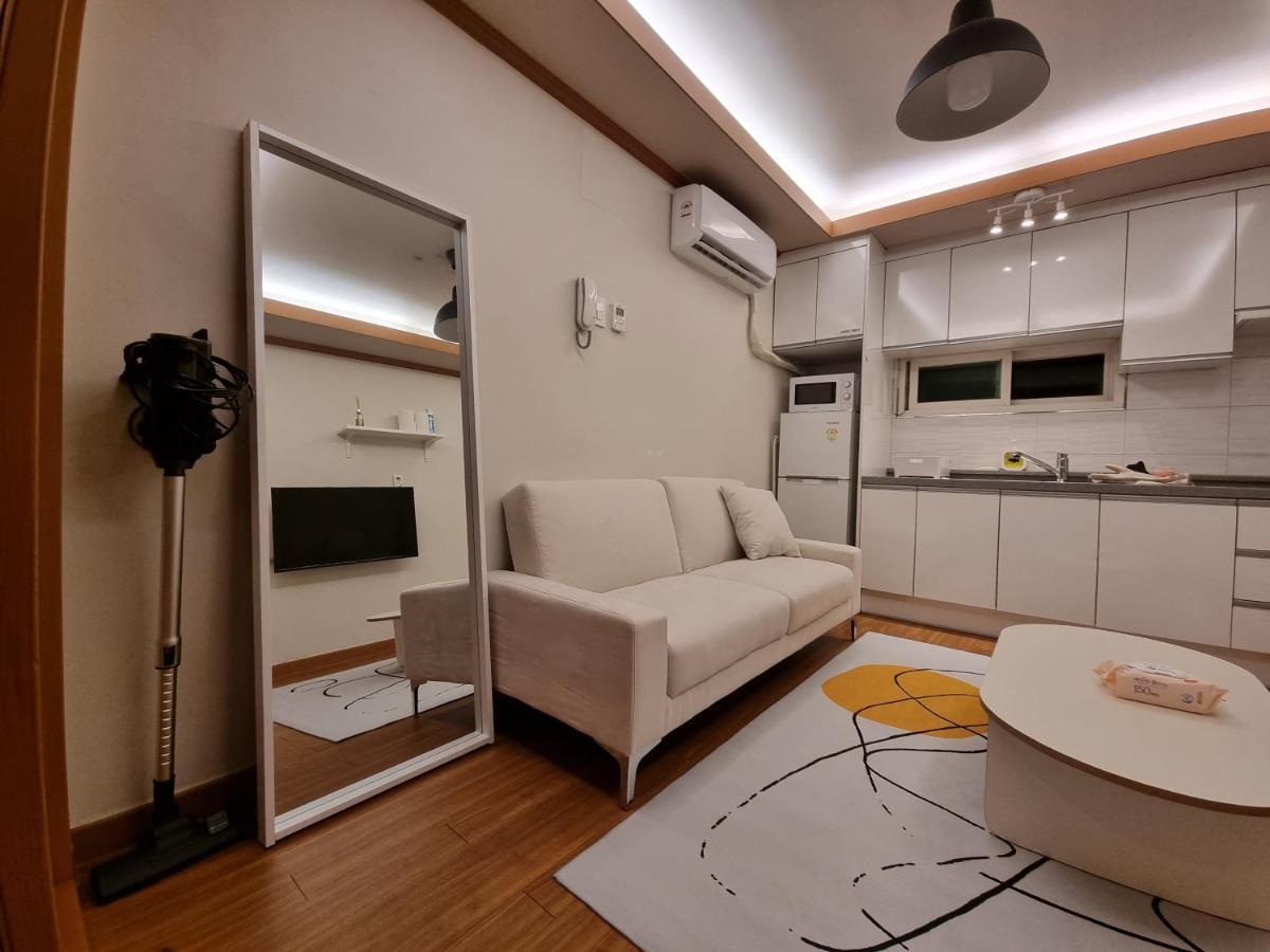 Complace H 首爾 外观 照片